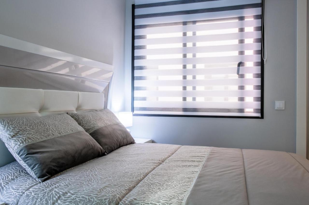 New 2020 Residencial Aqua Beach -Apartment Torrevieja Center Εξωτερικό φωτογραφία